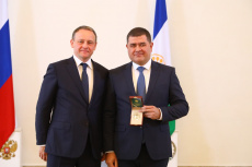 Генеральный директор «Газпром межрегионгаз Уфа»  удостоен Ордена Салавата Юлаева